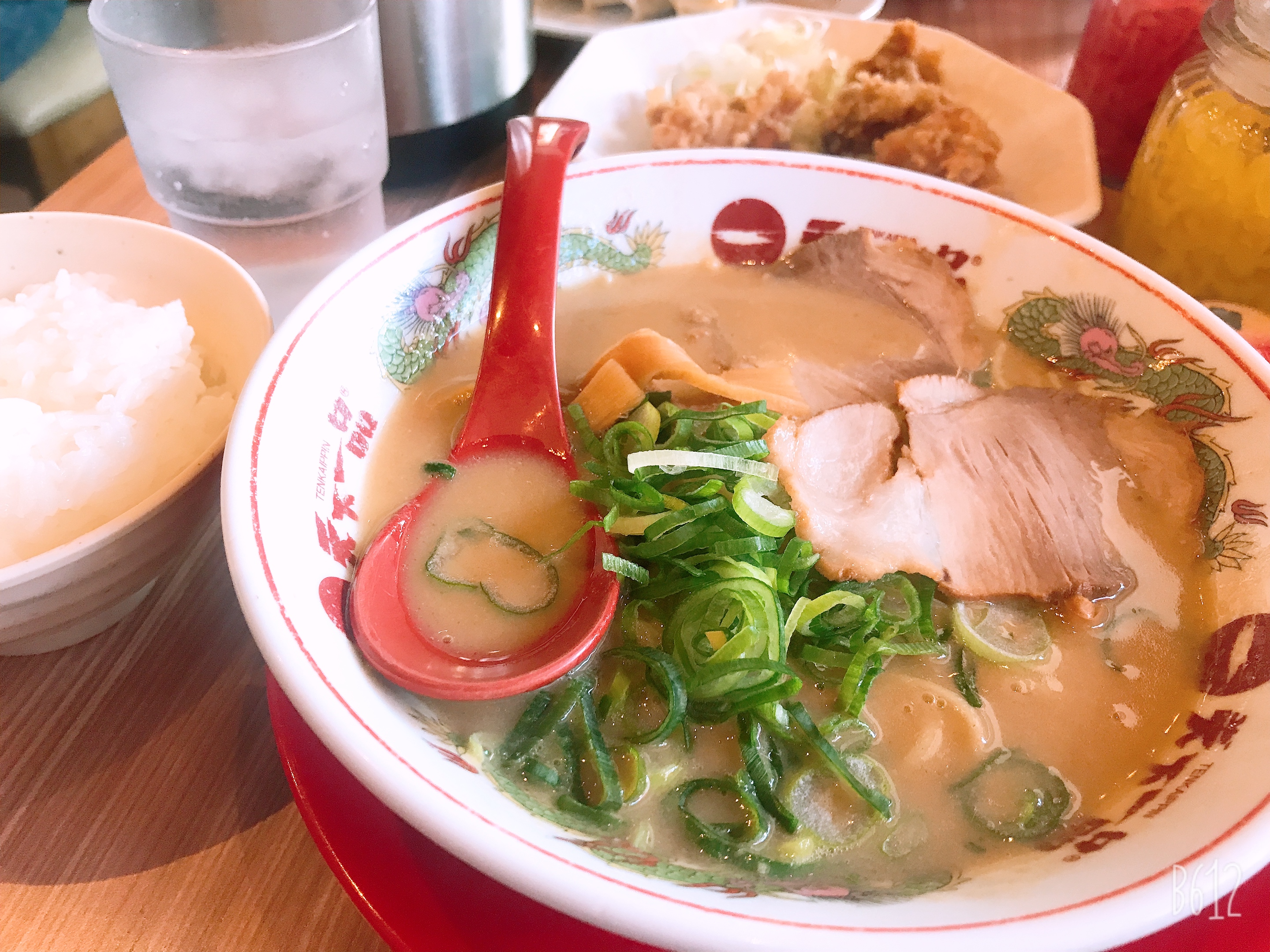 天下一品のこってりは腹痛になる 滝沢カレンが年１食べる美味しいラーメン 美人になれる 一人鍋女子のススメ